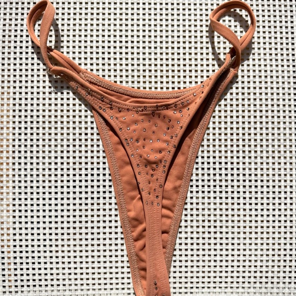 Minimale Animale x DbleuDazzled Crystal Embroidered Bikini Bottom - Picture 3 of 3
